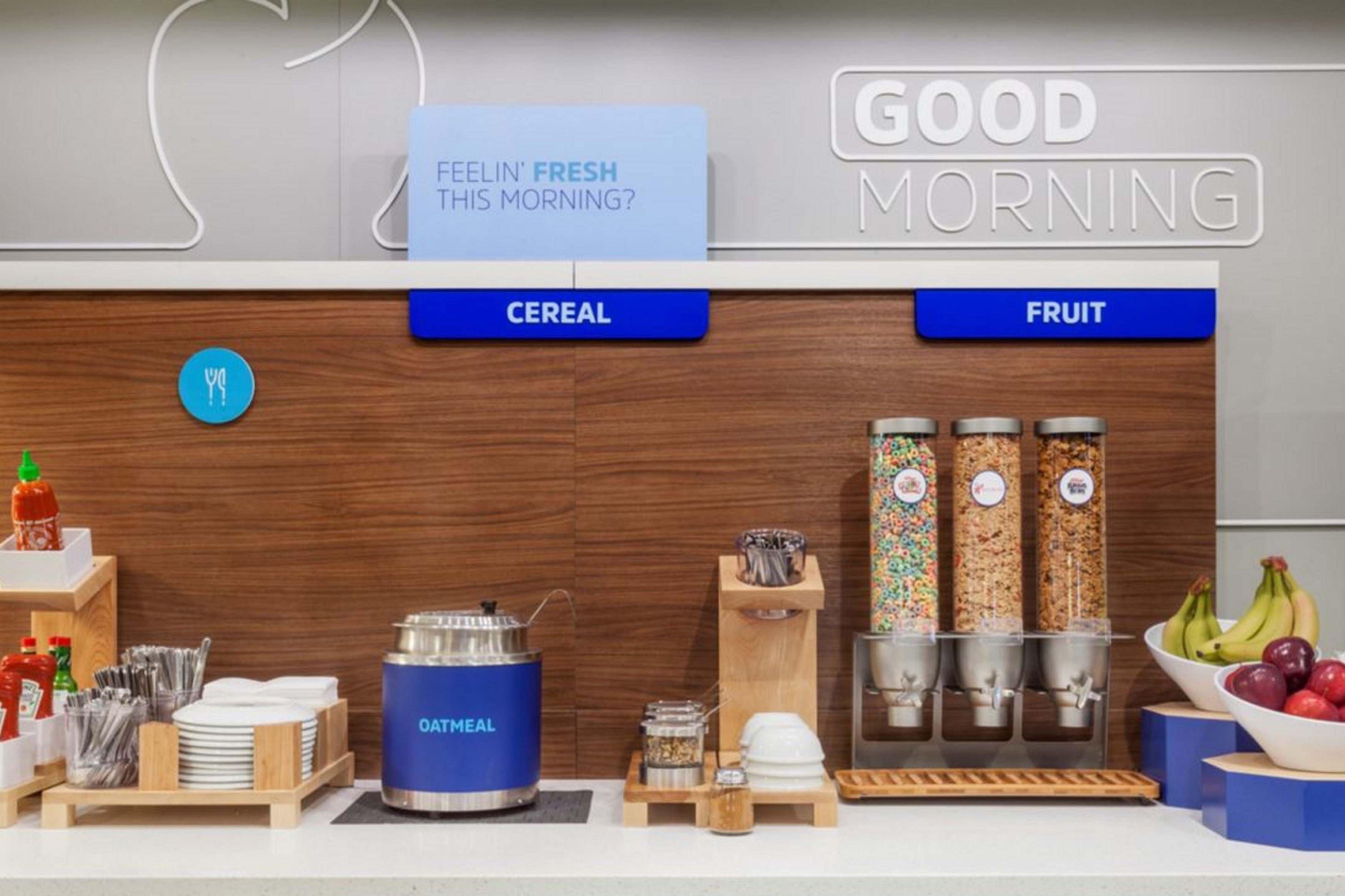 Holiday Inn Express Hotel & Suites Huntsville West - Research Park By Ihg Ngoại thất bức ảnh