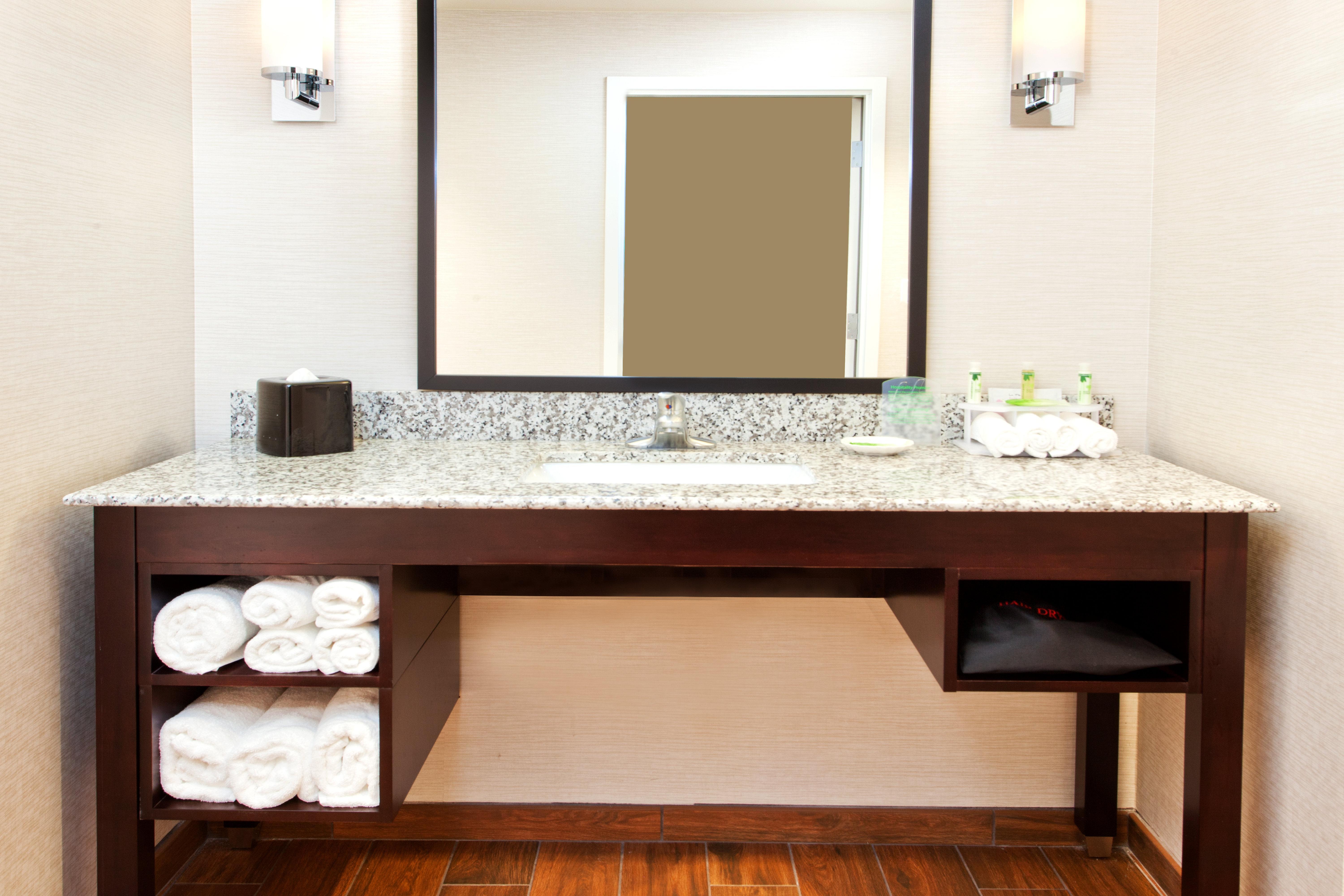 Holiday Inn Express Hotel & Suites Huntsville West - Research Park By Ihg Ngoại thất bức ảnh